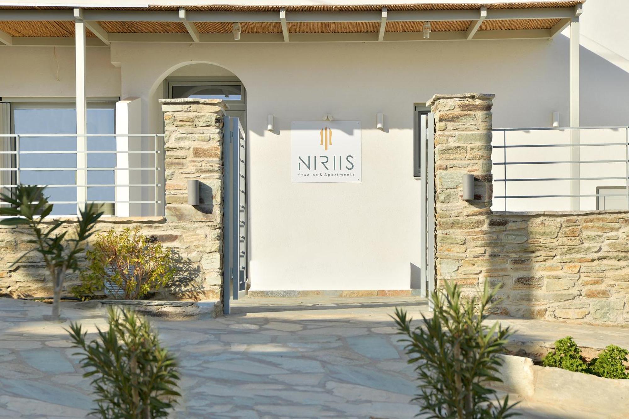 Niriis Sea View Pasithea & Psamathe Batsi דירה באטסי